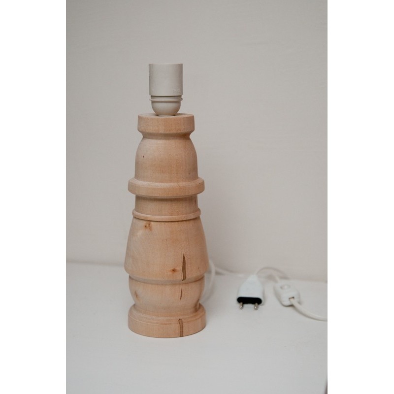 Pied de lampe tourné en bois Pied de lampe tourné en bois