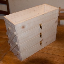 Coffret à étages